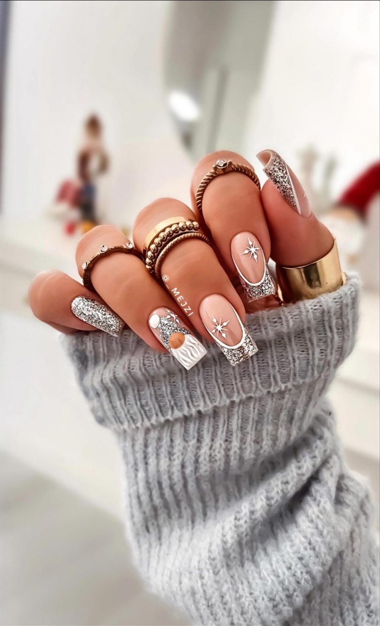 Beautiful Christmas Nails Inspiration For Winter Mani Lily