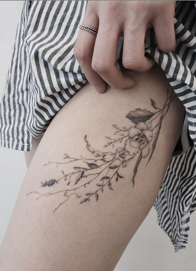 49 Beautiful Small Floral Tattoo Ideas For Womam - Page 44 of 49 - Lily