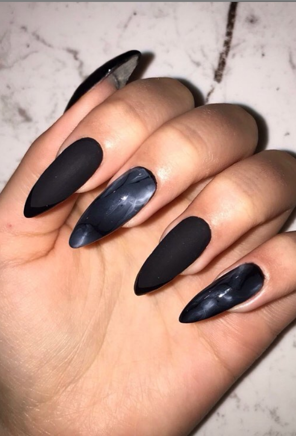 47 Amazing Black Nail Designs - Page 12 of 47 - Lily Fashion Style