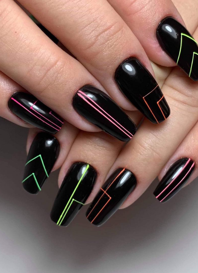 47 Amazing Black Nail Designs - Page 31 of 47 - Lily Fashion Style