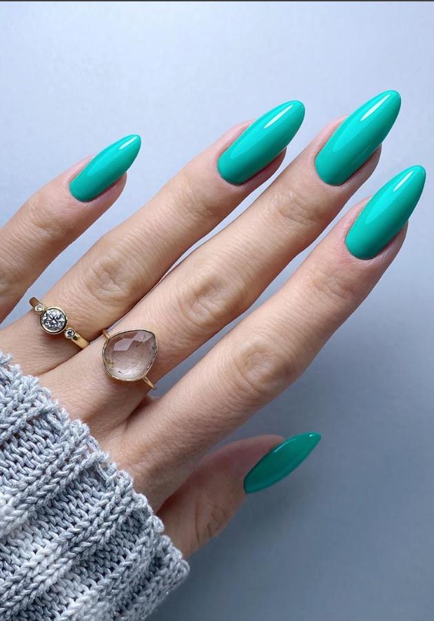 31 Beautiful Green Manicures That Prove It Is the Perfect Shade for ...