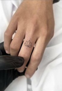 55 Unique Mini Tattoos Designs for This Summer - Lily Fashion Style