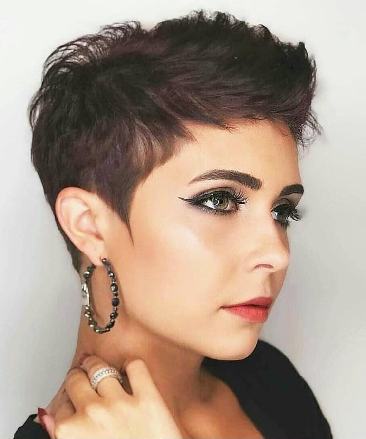 Pixie Short Hair For Women Designs 2020,Playful and Smart - Lily