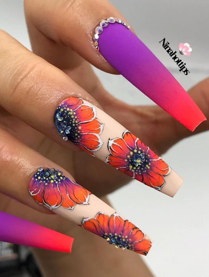 Special Flower Acrylic Coffin Nails Art Designs For Summer 2020 - Lily