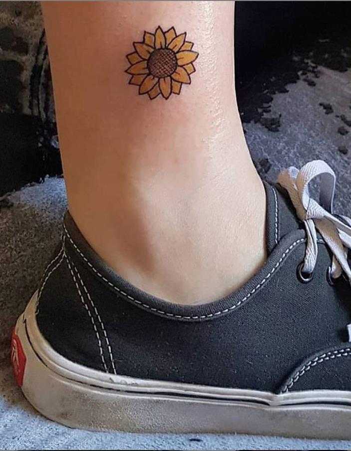 65 Amazing Sunflower Tattoos