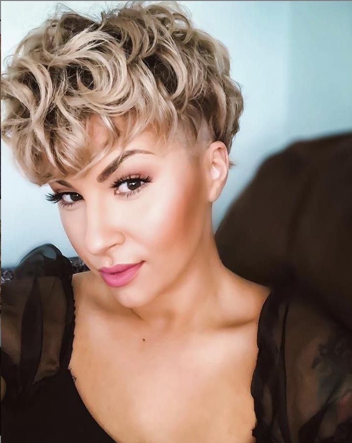 Pixie Short Hair For Women Designs 2020,Playful and Smart - Lily