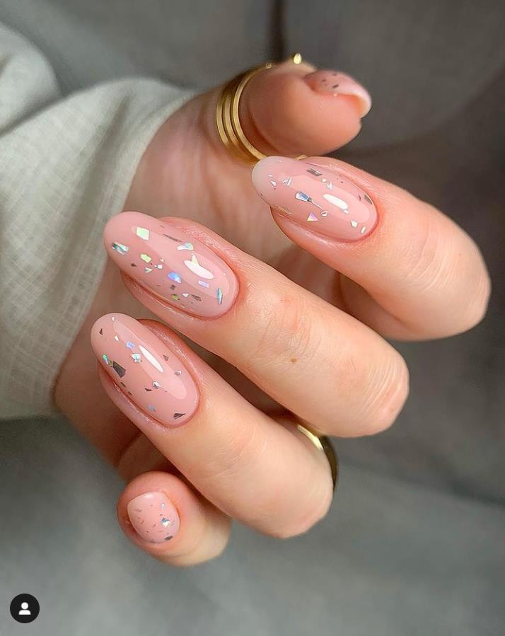 Make a Gradual Almond Nail Design in Early Spring, Which is Very ...