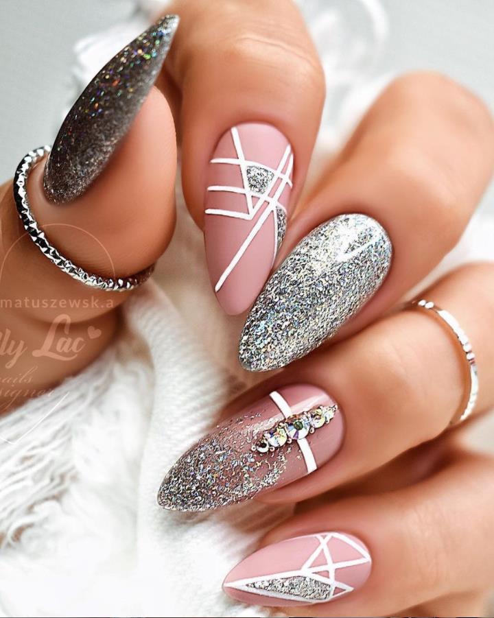 2021 Valentine's Day Almond Manicure Style Sharing - Lily Fashion Style