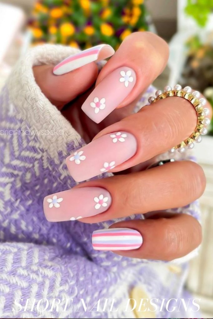 43 Cute Short Acrylic Nails Designs you'll Want to Try