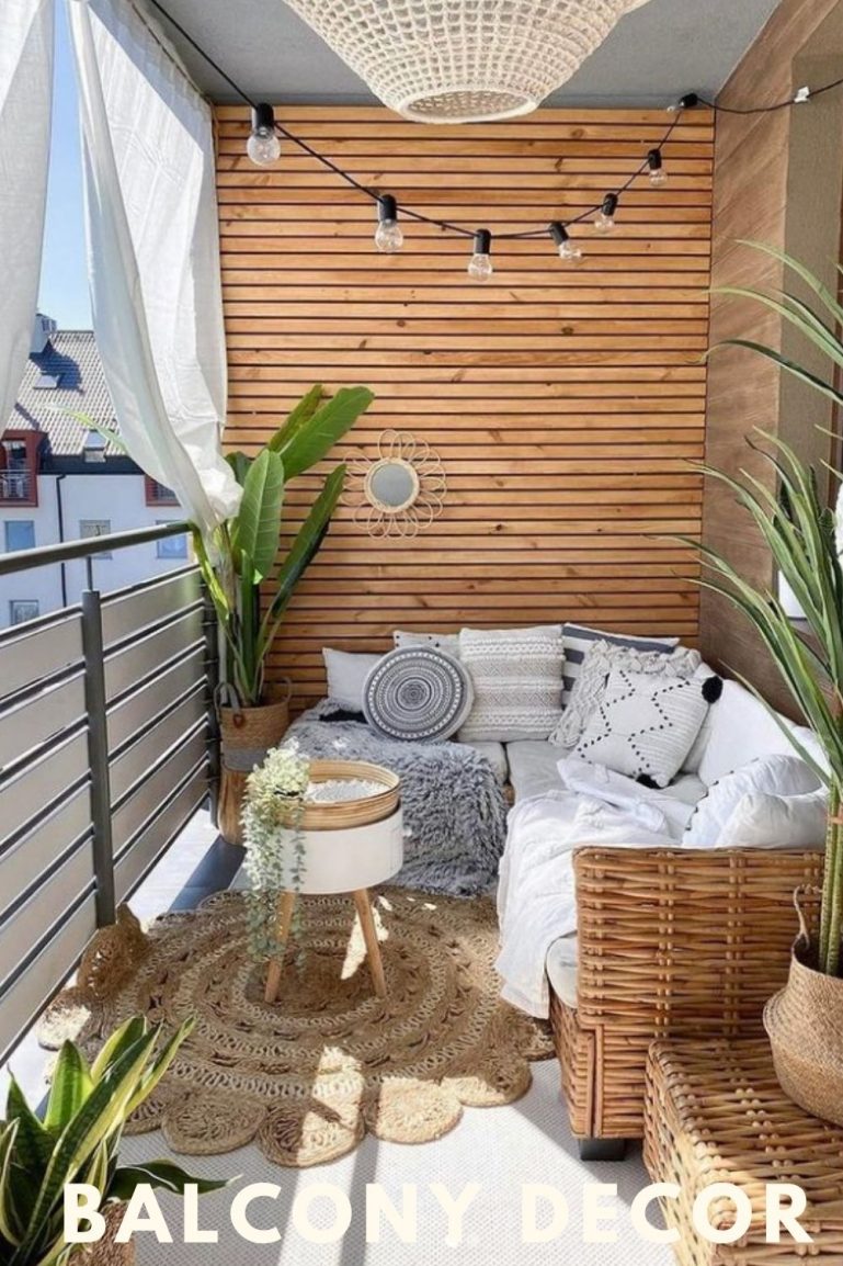 34 Creative Yet Simple Summer Balcony Decor Ideas