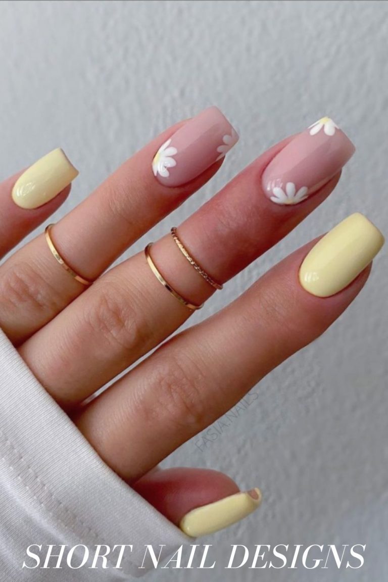 43 Cute Short Acrylic Nails Designs you'll Want to Try