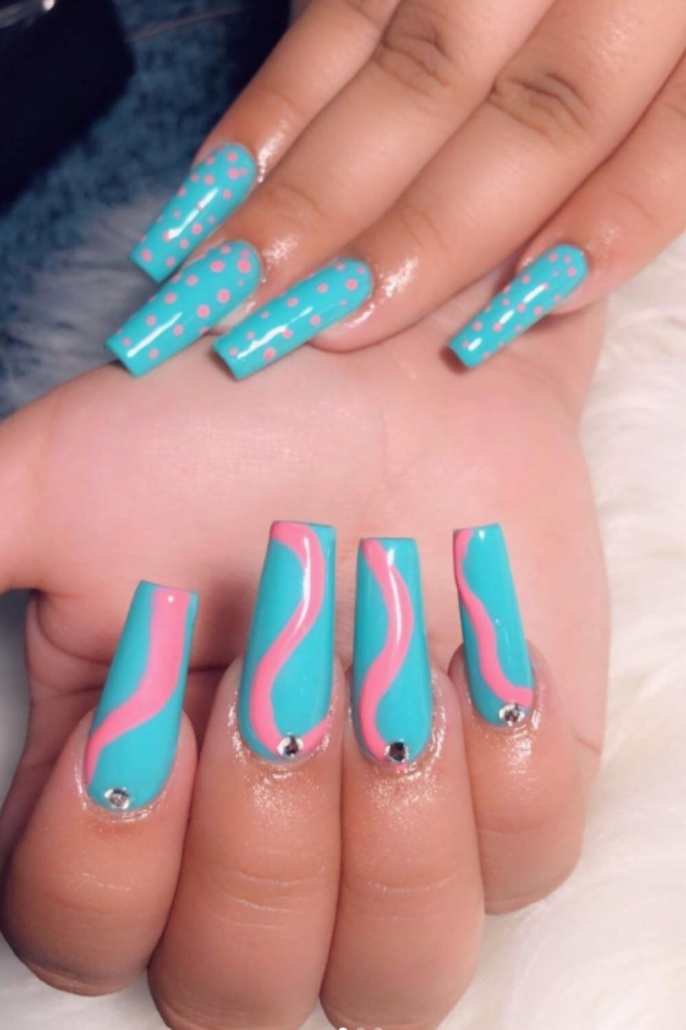 Pink and blue nails colors
