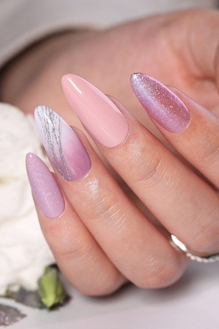 45 Elegant and Chic Almond Acrylic Nails for Summer Nails Designs 2021
