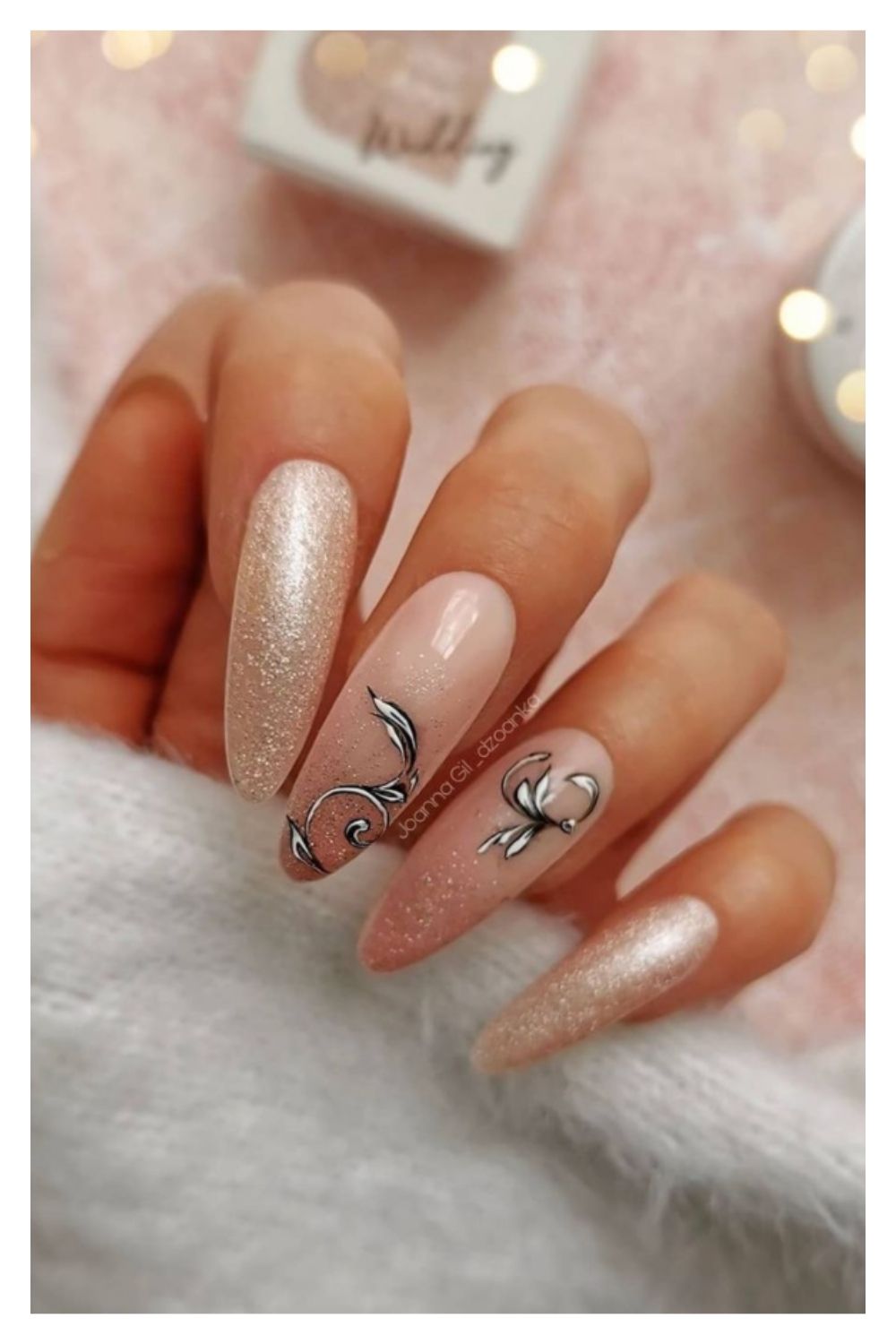 Glitter almond nails