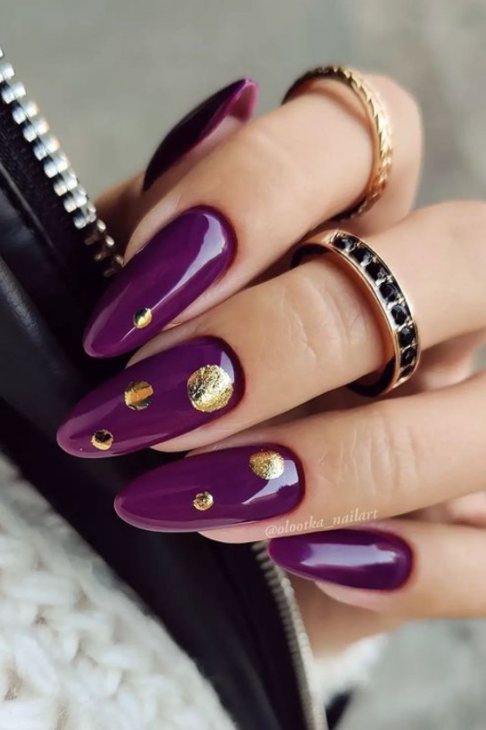  Gold and purple nails