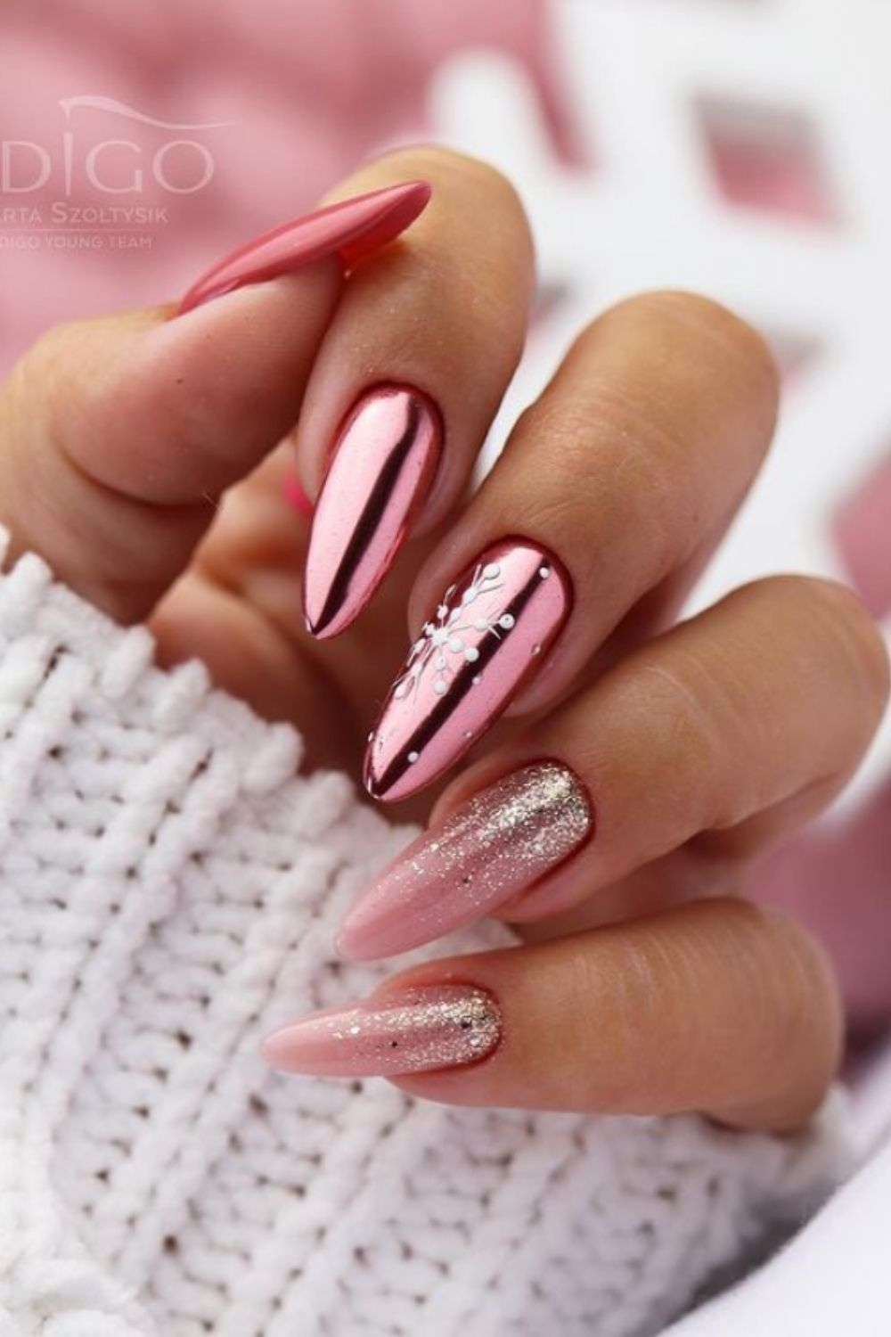 Glitter pink almond nails