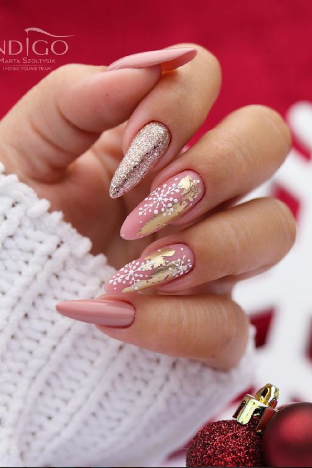 Gold and pink almond nails