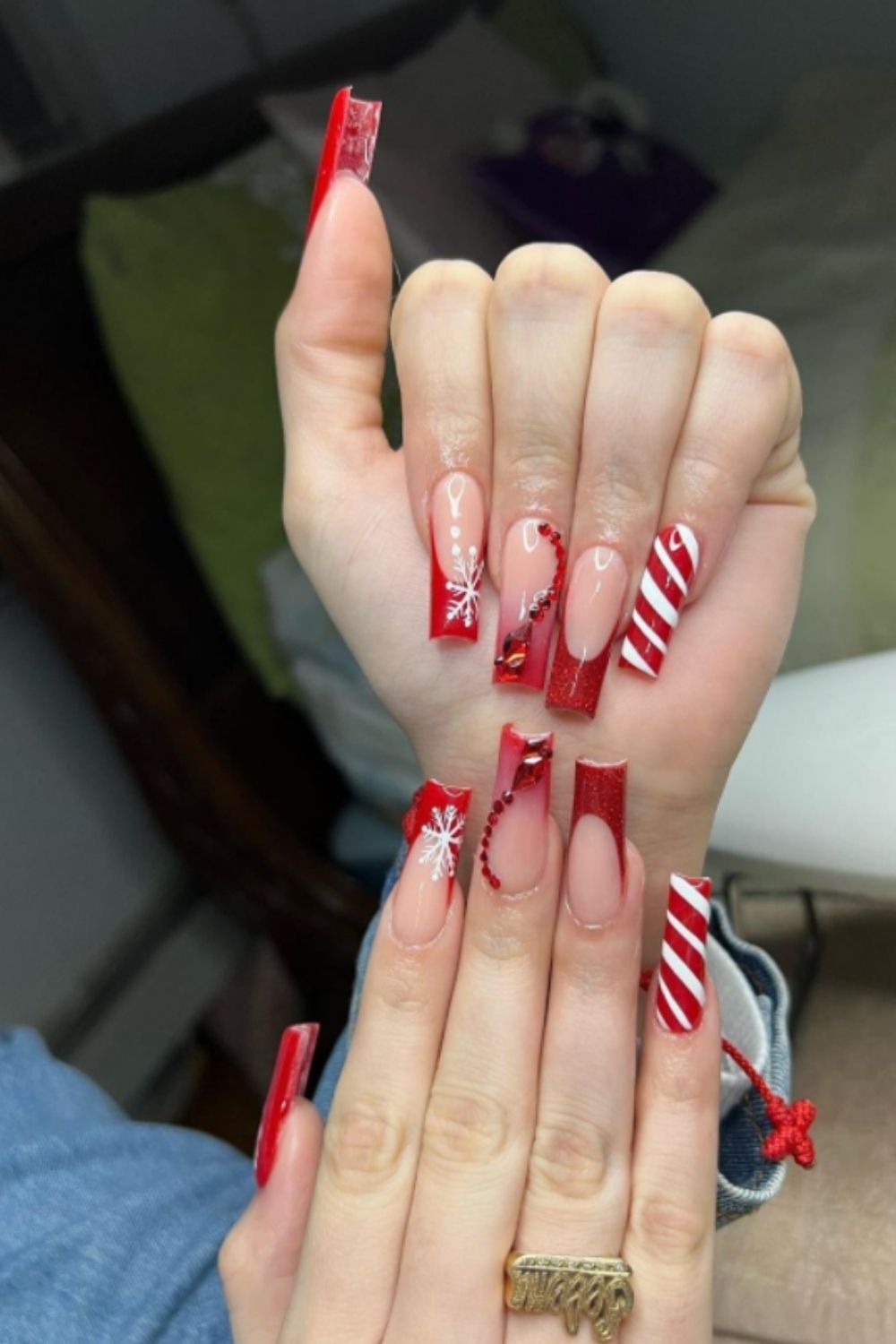Red and white coffin nails ideas