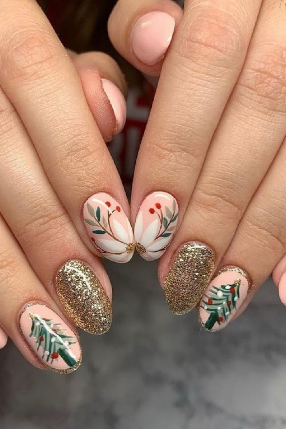 Christmas tree and flower nails ideas
