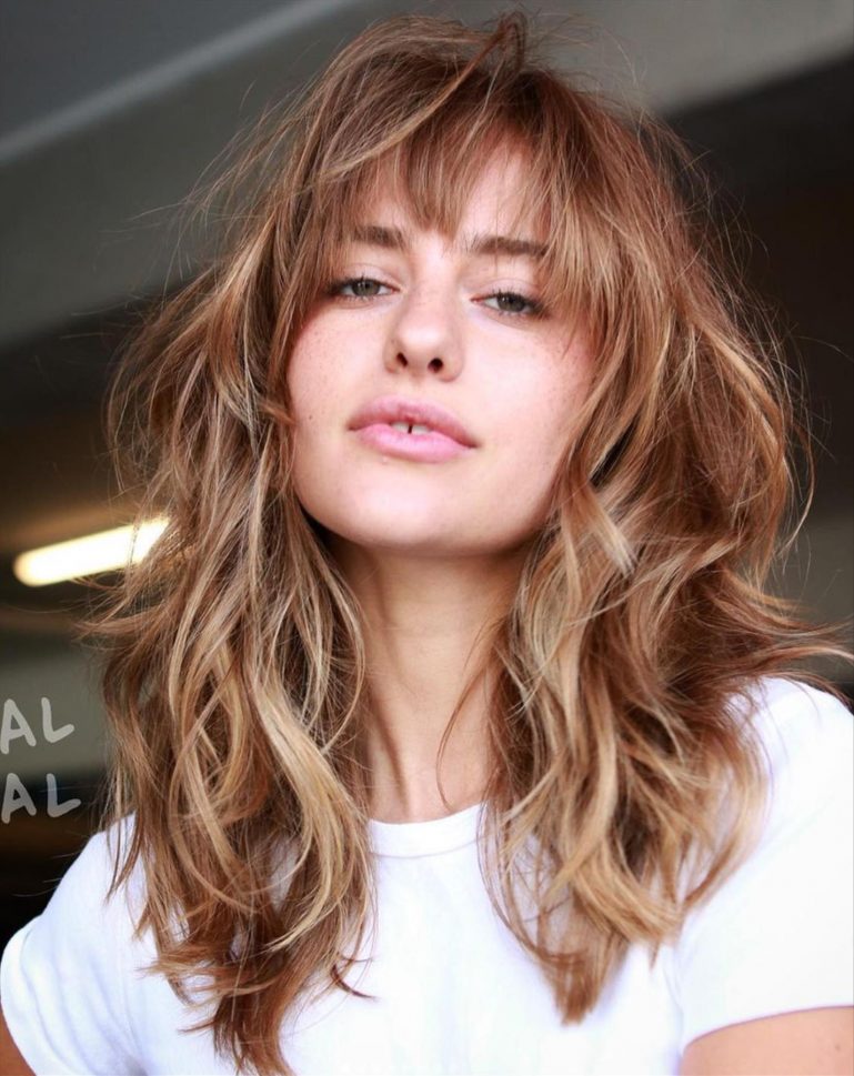 35 Chic Hairstyles With Bangs for any hair length - Lily Fashion Style