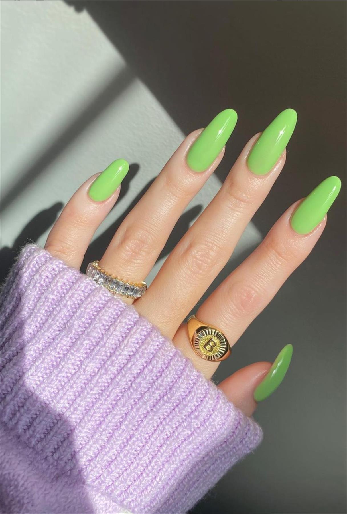 Alluring pastel nail art for spring nail colors 2022