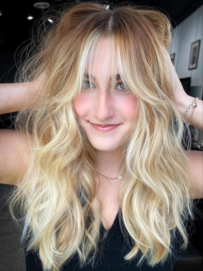 30 Perfect Face Framing Curtain Bangs Hairstyles to Wear