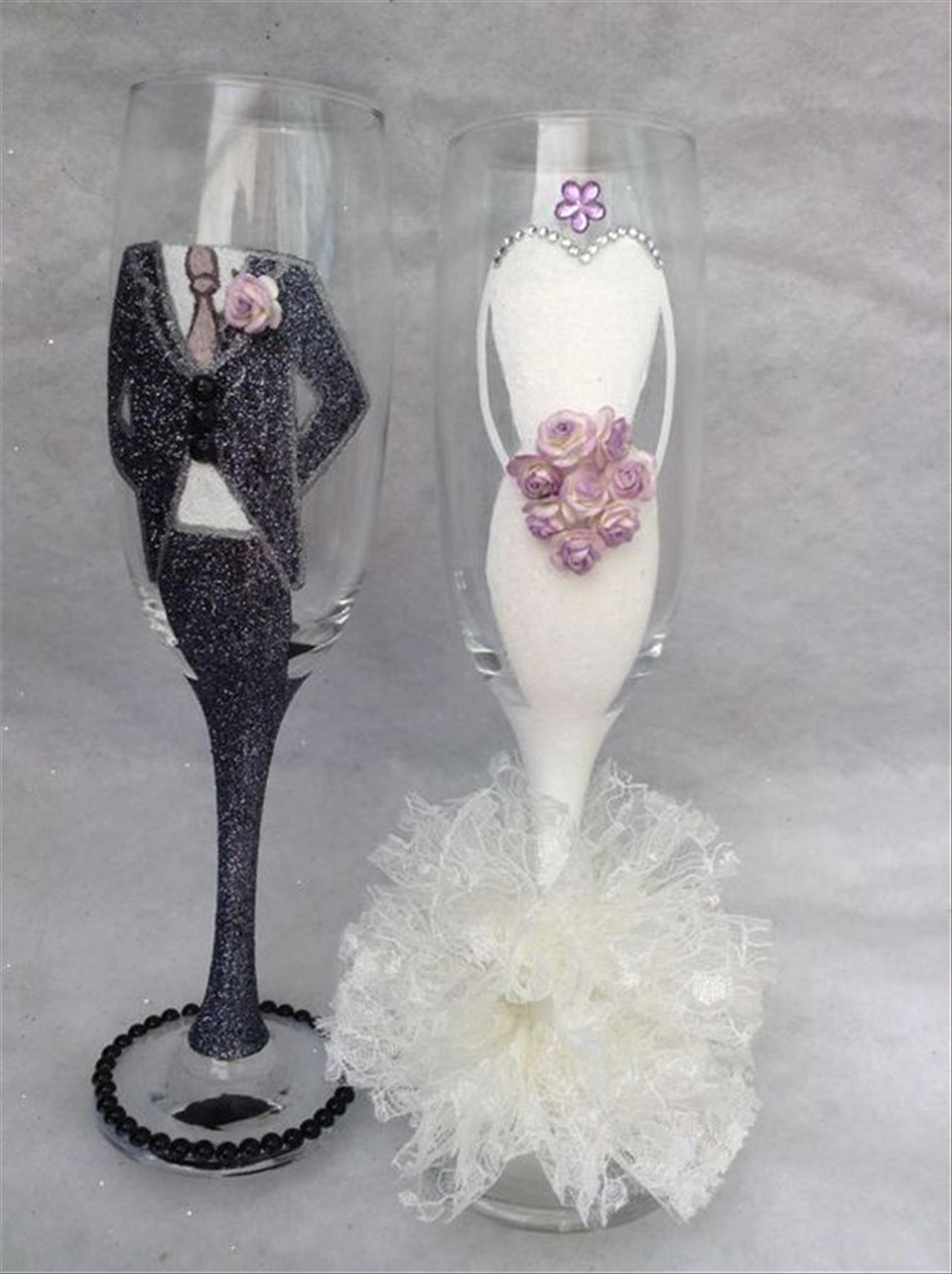 DIY Wedding Champagne Flutes Ideas to Raise Proudly in a Toast