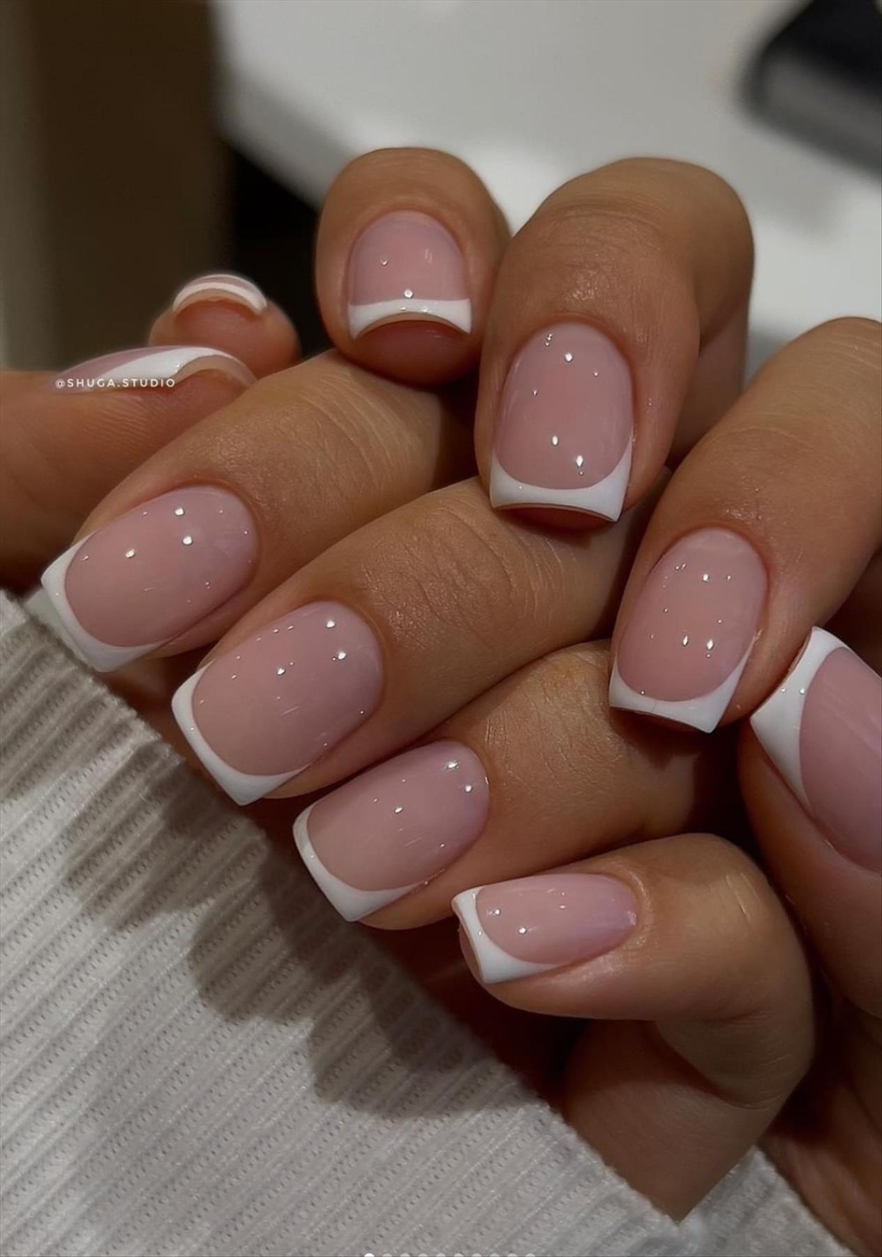Best white nails design for graduation manicures inspiration 2022