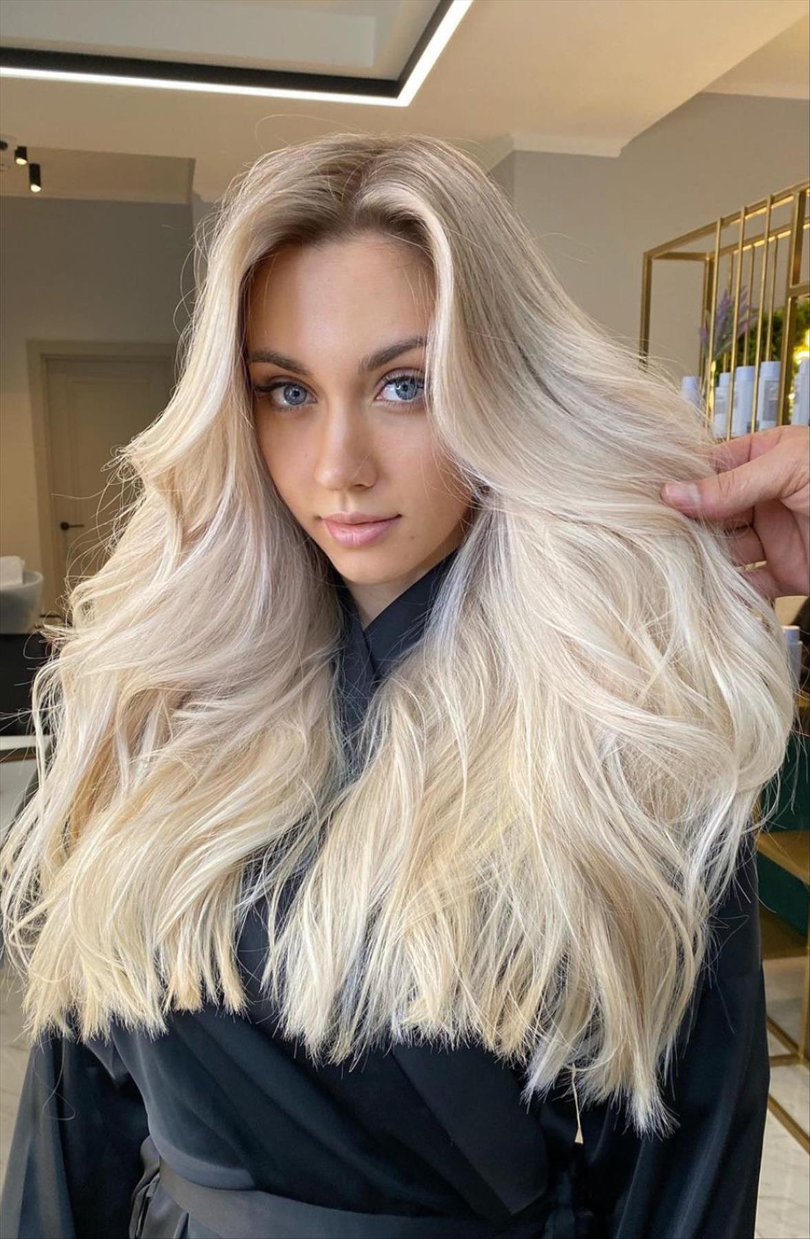 30 Stunning Silver Hair Color Ideas of 2022