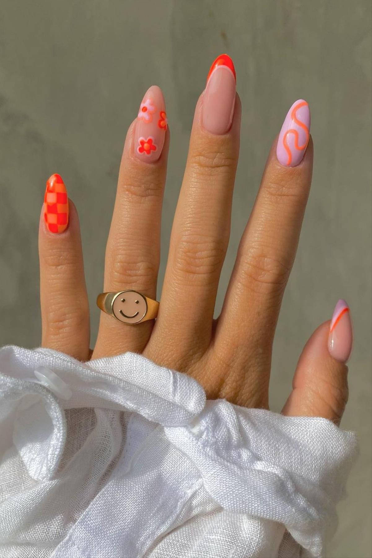 Gorgeous summer nail color 2022 trends to get inspired