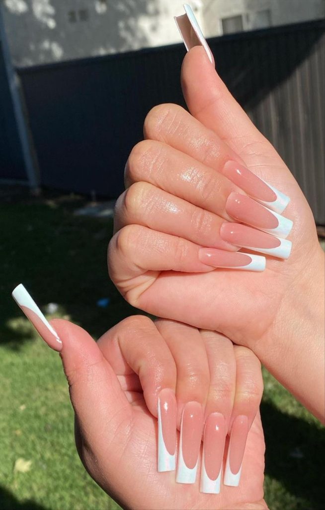 Summer coffin nails inspo 2022 nail trends to wear Page 25 of 40