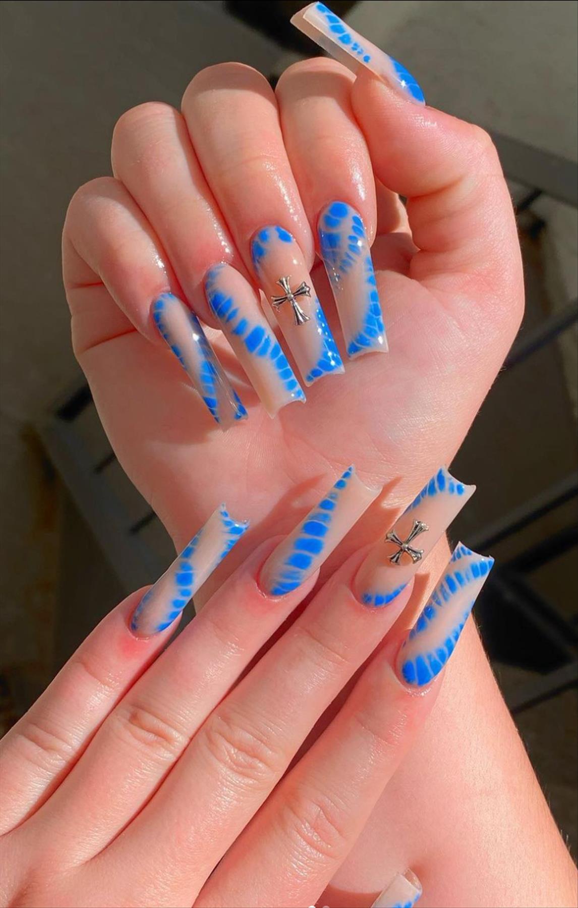 Summer coffin nails inspo 2022 nail trends to wear