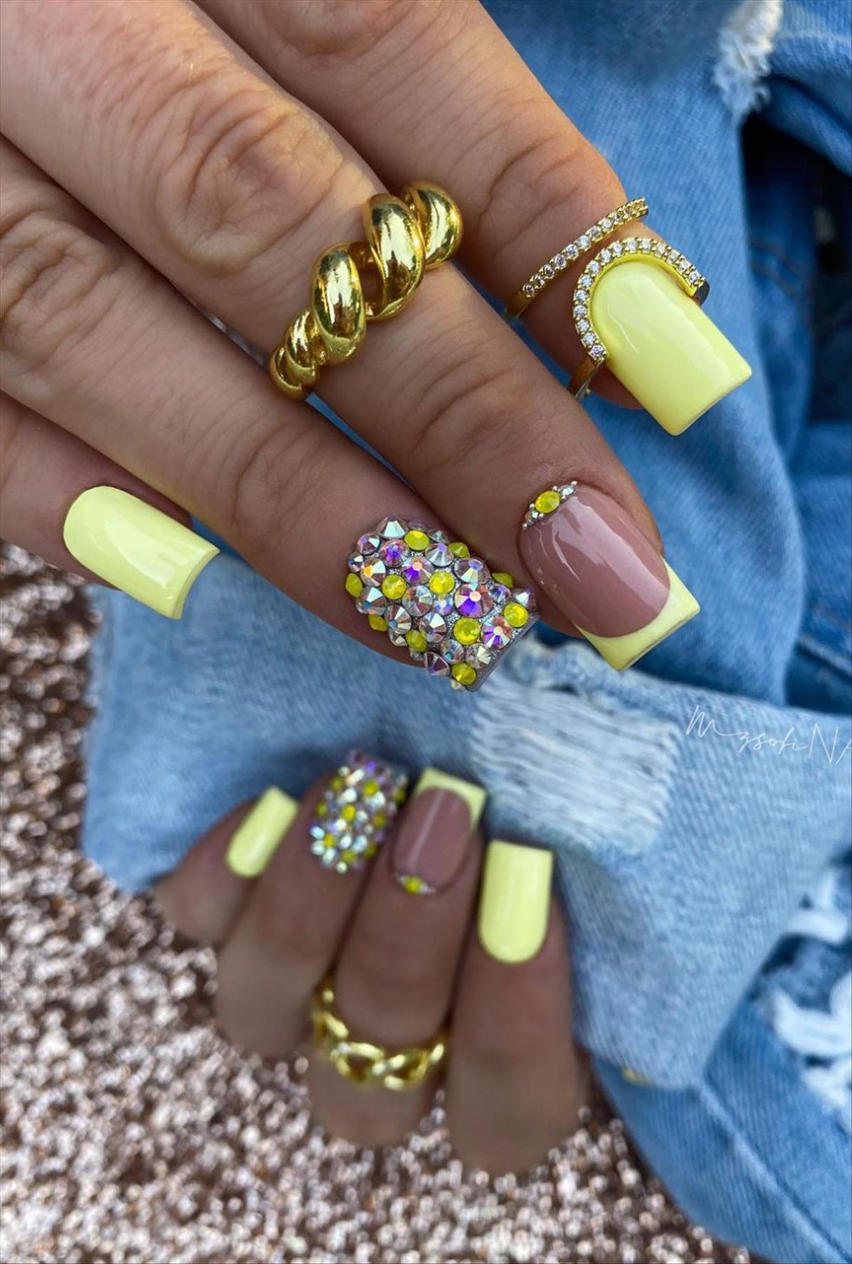 Best Green Nail Art Perfect For Your Summer Nail 2022 !