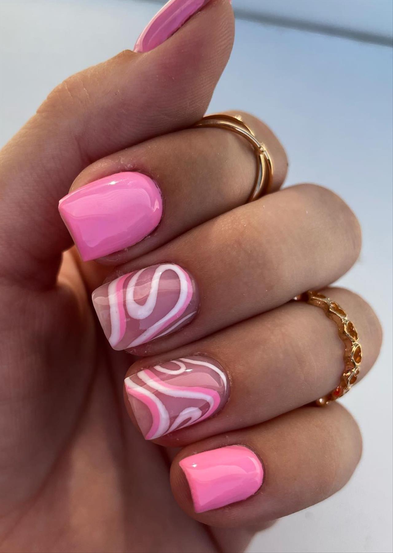 Pretty short pink nails perfect for the next mani!