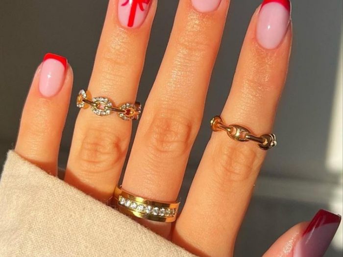 Elegant Red Nails Design For New Year's Nails