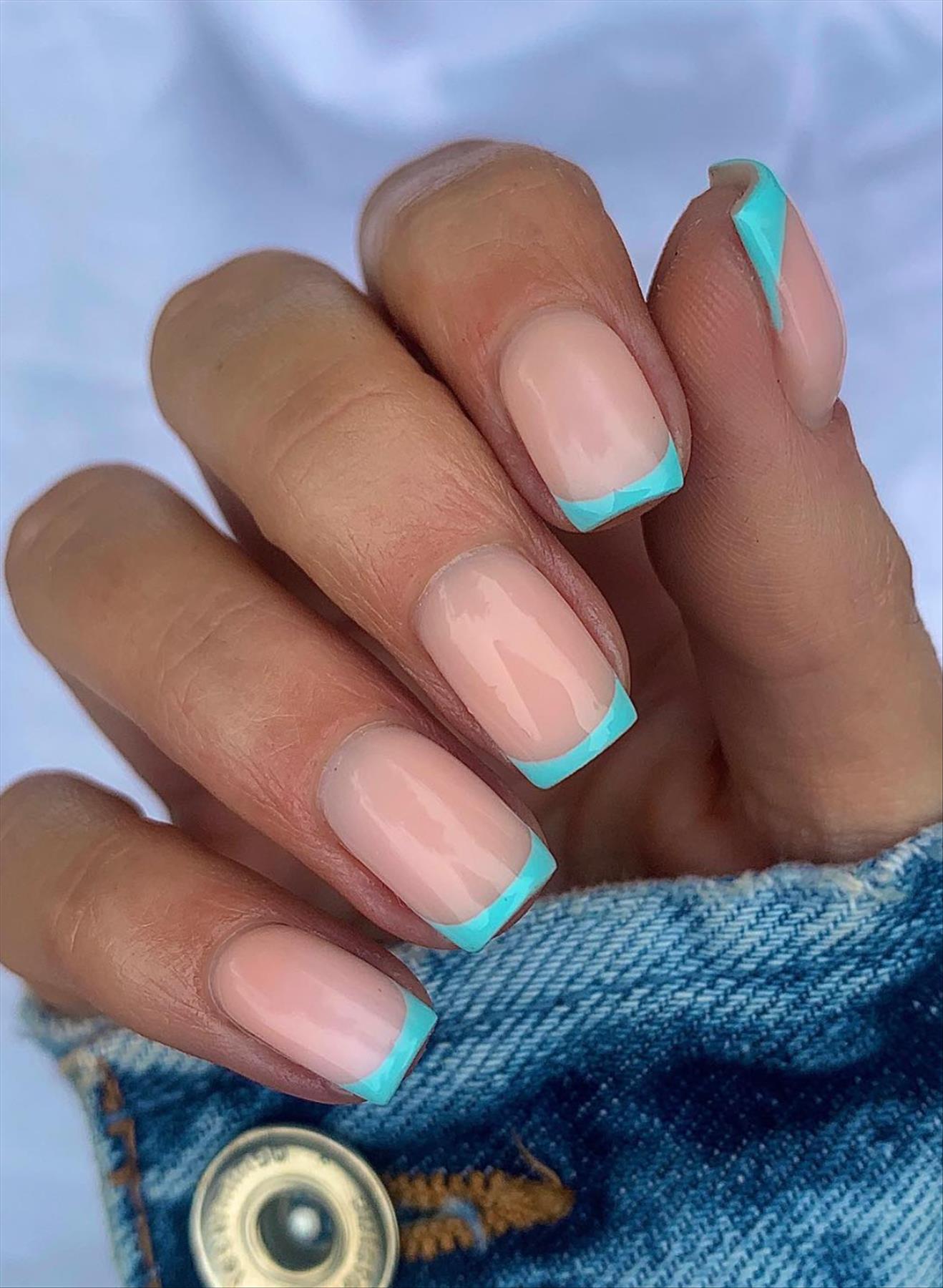 Elegant spring abstract nails and swirl nails to try