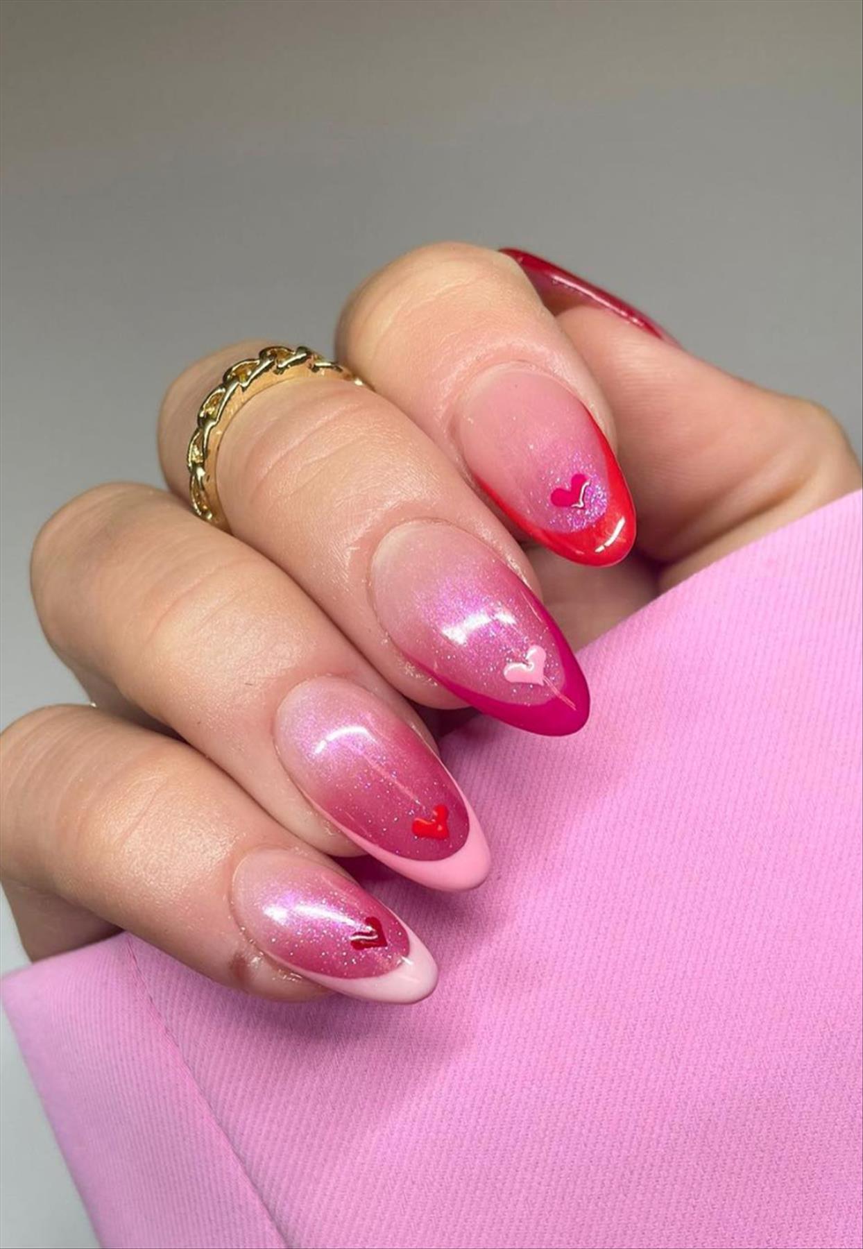 Romantic and simple valentine's day nails acrylic