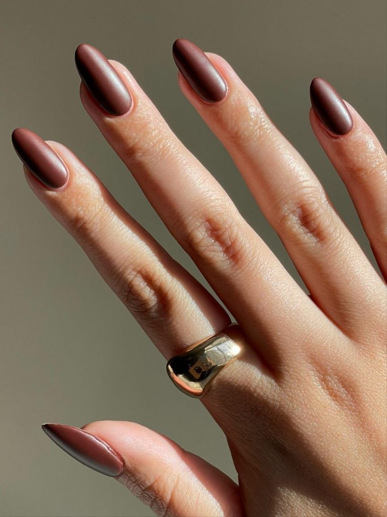 Beautiful Fall nail designs and nail color ideas for 2023