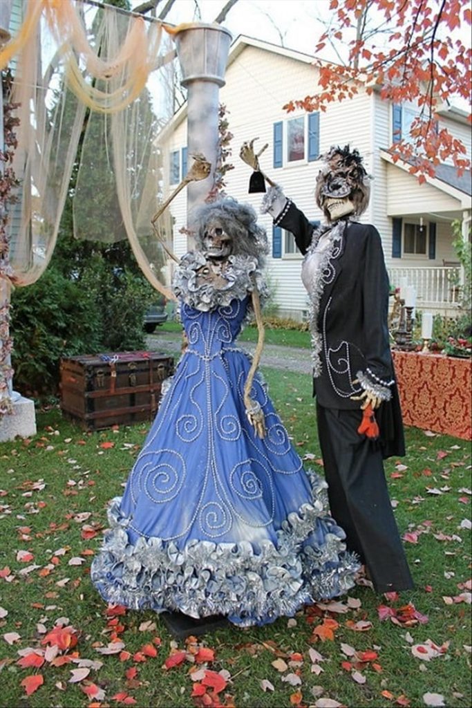 Creepy Halloween Decoration Outdoor Ideas in 2023