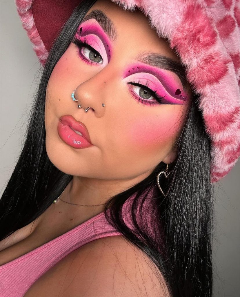 Stunning Valentine's Day Makeup Looks Ideas for 2024