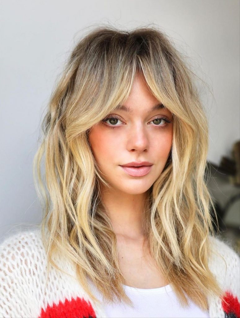 Trendy shoulder-length haircuts with bangs you'll love