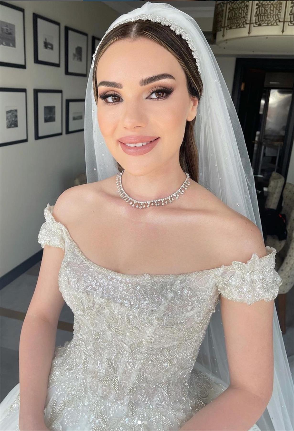 Stunning bridal makeup looks to brighten your Big Day