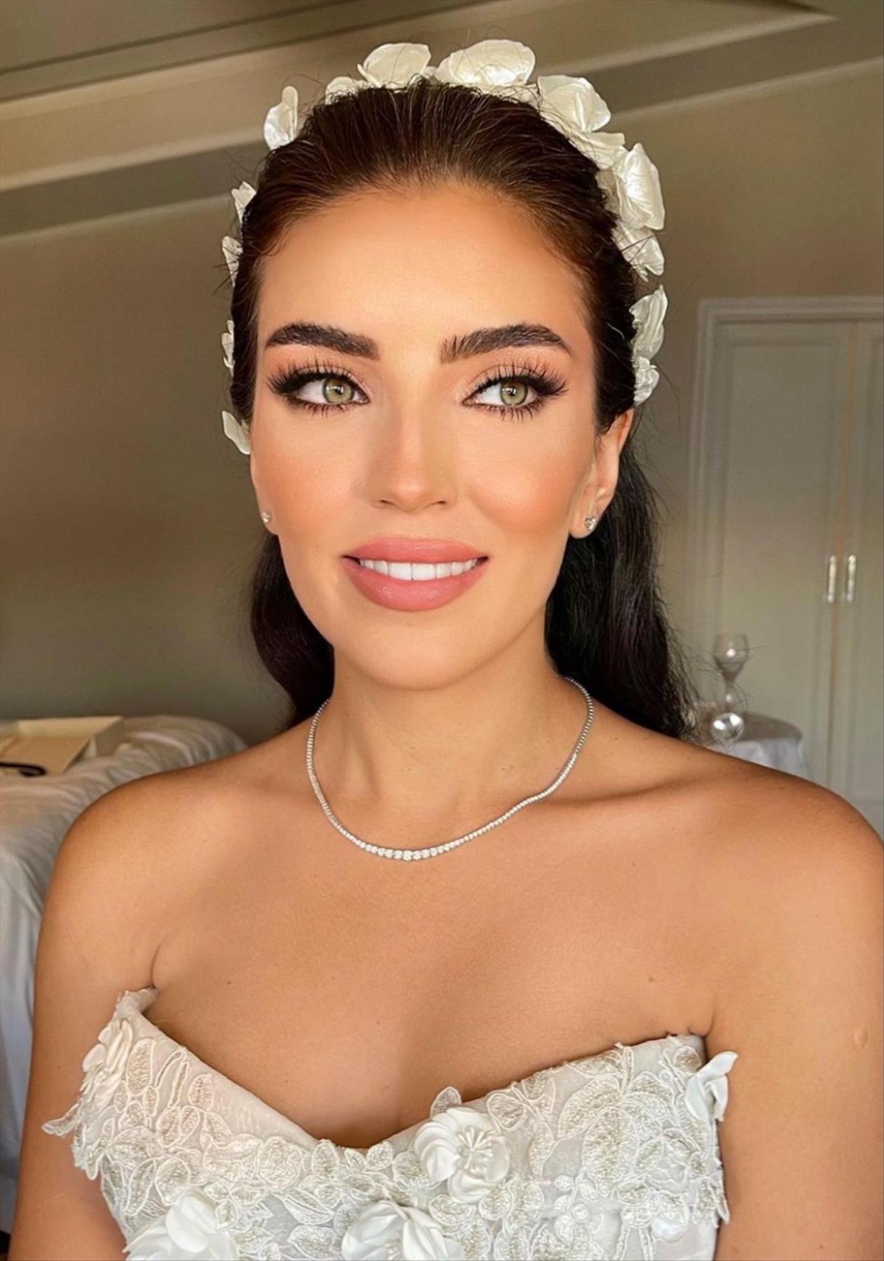 Stunning bridal makeup looks to brighten your Big Day